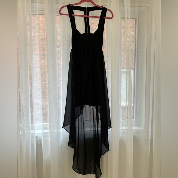 Black Hi Lo Flowy Backless Dress - Picture 1 of 6
